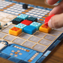 Next Move Games, UNbox Now, Azul, Core Game, Family Game, Game of the Year 2018, 2-4 Players, Ages 8+, 30-45 minutes, German