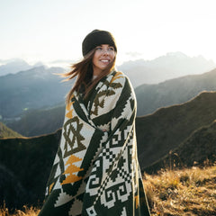 ACUSHLA 200.7X160 Cm, 1.7 Kg, blanket, woolen blanket, warm travel blanket, knitted blanket, decorative, blankets for sofa, chair, sofa, bed, living room, camping, suitable for all seasons Ww203 Beds and Blankets Besuche den ACUSHLA-Store