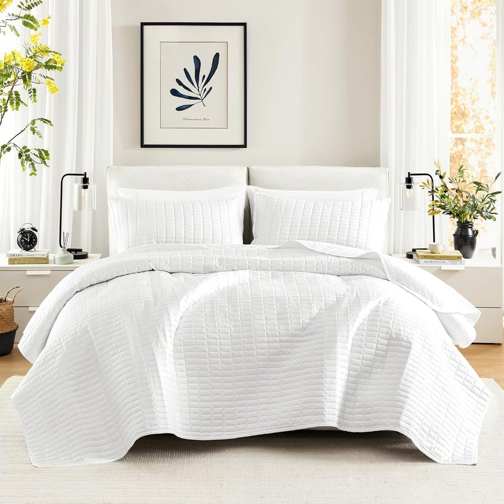 Comfort Spaces Kienna Quilt Set, Luxury Double Stitching, Summer Blanket, Lightweight, Soft, All Year Bedding, Matching Pillowcase, White, Blanket for King Size Beds (264.2 X 228.6 Cm), Naty Shop Quilts & Quilts Garden White/Opulent Quilt King/Cal King(104"X90")