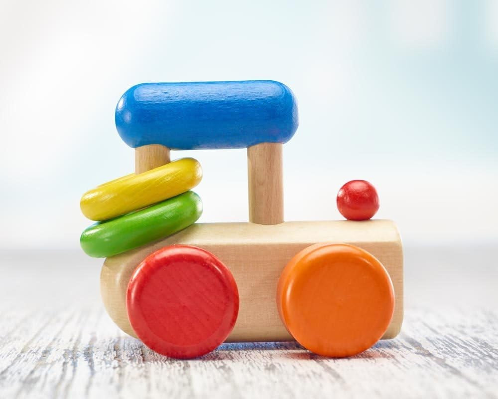 Jucărie de prins locomotivă Selecta, 8,5 cm, lemn, 6 luni - 3 ani, locomotivă cu inele zornăitoare Jucarii Bebe Naty Shop