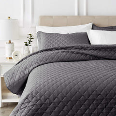 Amazon Basics cuvertură supradimensionată cu relief, 170 X 210 cm, model de diamant gri închis Paturi si Cuverturi Besuche den Amazon Basics-Store 170 X 210 Cm