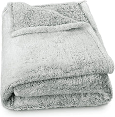Aqua-Textil Fluffy Cuddly Blanket 150 X 200 Cm Gray White Melange Plush TV Blanket Bedspread Sherpa Fleece Oeko-Tex Ottawa Beds and Blankets Besuche den aqua-textil-Store Fleece Sherpa White Gray Comfortable Blanket 150 X 200 Cm