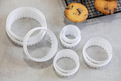 Moară de sare MasterClass cu aspect de cupru ciocănit, râșniță de condimente din oțel inoxidabil, mecanism de măcinare ceramic pentru durabilitate maximă, 15 cm