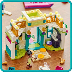 LEGO Disney Princess: Disney Princess Adventure Market, toy house with 4 dolls including Cinderella and Ariel, Playset with treasure map, gift for girls and boys from 6 years 43246 Building sets Besuche den LEGO-Store