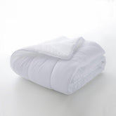 BOHEME | Plapumă/ Umplutură pentru pat 120 cm, plapumă 300 G/M², umplutură hipoalergenică din fibre respirabile antiacarieni, umplutură extra moale și antibacteriană, dimensiuni 200 X 200 cm Plapumi si pilote Naty Shop Alb Cama de 120 - 200*200Cm