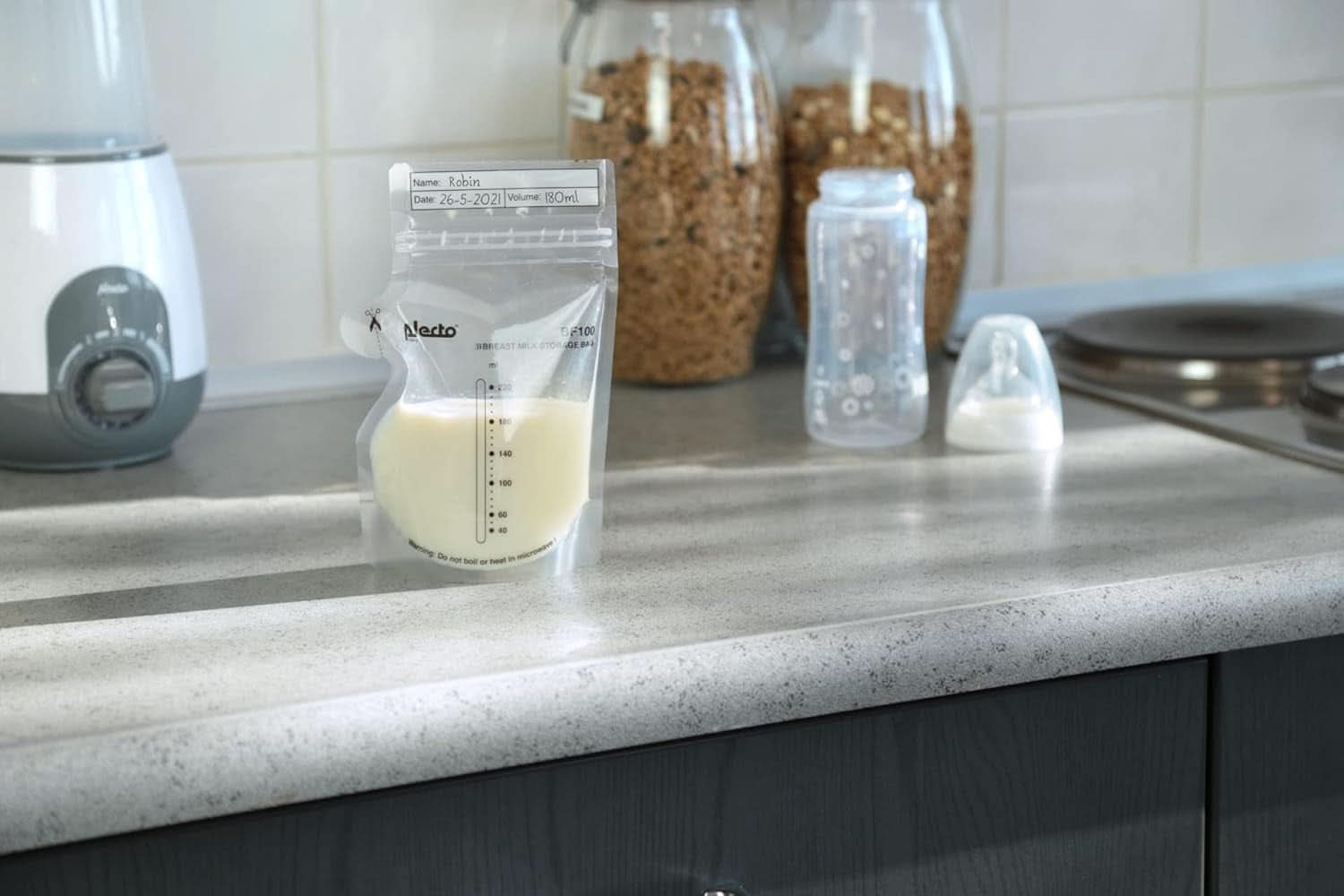 BF100 Pungă de depozitare pentru lapte matern - Pungă pentru lapte matern - capacitate 220 Ml - 100 bucăți - Transparent Accesorii Hrana si Alaptare Bebe Naty Shop