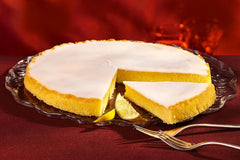 RUF Tarte Au Citron, Backmischung Für Einen Schnellen Zitronen-Kuchen Französischer Art, Mit Fruchtiger Zitronen-Glasur Naty Shop