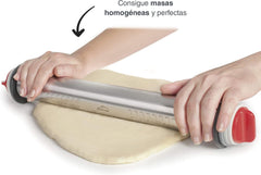 - 67143 - Amasar Küchenroller, 4 abnehmbare Scheiben, Edelstahl, gravierte Messzeichen, Alle Masse, 41.5 cm, Spülmaschinenfreundlich, Grau