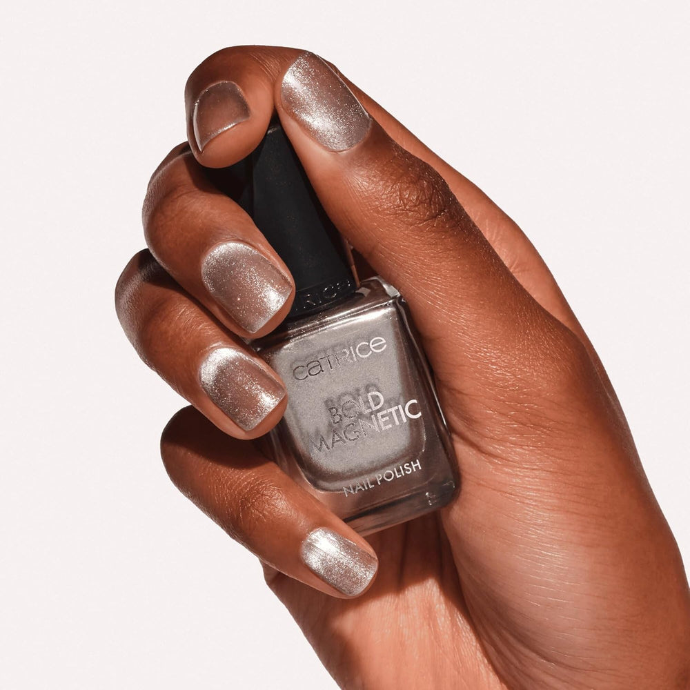 Catrice Bold magnetic nail polish, no. 030, Gold, Metallic, Vegan, Microplastic Free, Fragrance Free, Paraben Free, 1 Pack (10.5ml)