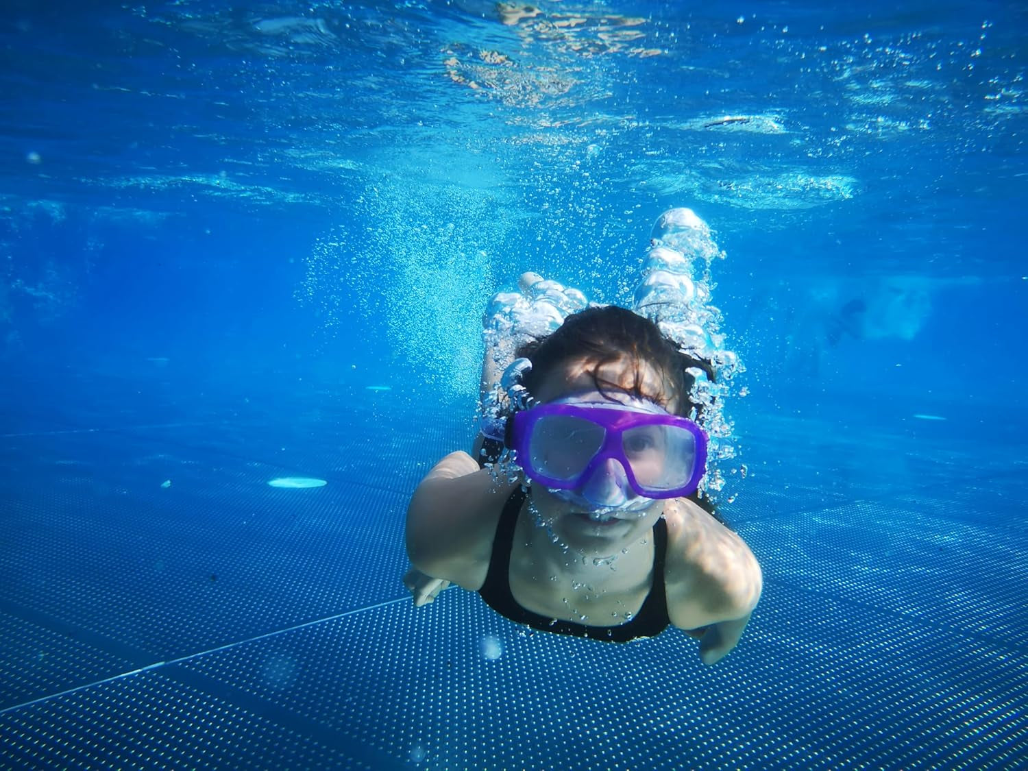 Disposable Swim Diapers Size 7 - 36 Pieces - Discreet, Breathable and Skin Friendly - Baby Swim Diapers - Provides Safety While Swimming - 18-30kg