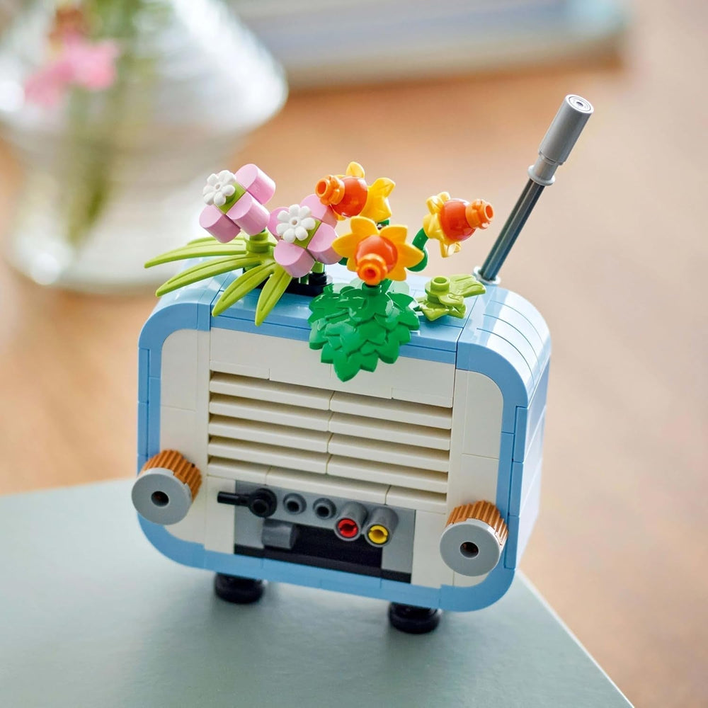 LEGO Creator 3In1 disc player with flowers - convertible toy into a radio or microphone - musical toys for children - creative gift idea for girls and boys from 8 years 31172 Building sets Besuche den LEGO-Store