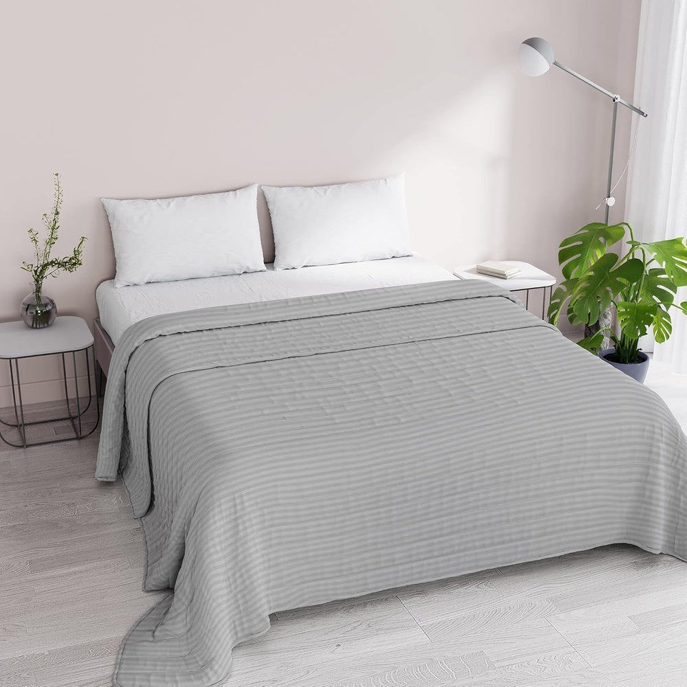 Summer quilt Satin Stripes, polyester, cream, 260X250 Cm Quilts and quilts Naty Shop Light gray 260X250 Cm