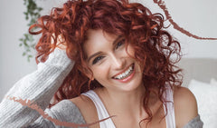 VEGAIROA - Curly Plex Mask - Mască pentru bucle definite fără frizz - Îngrijire hidratantă profundă - Pentru păr creț sau ondulat - Produs profesional vegan de coafură - 1000ml Masca de par Naty Shop