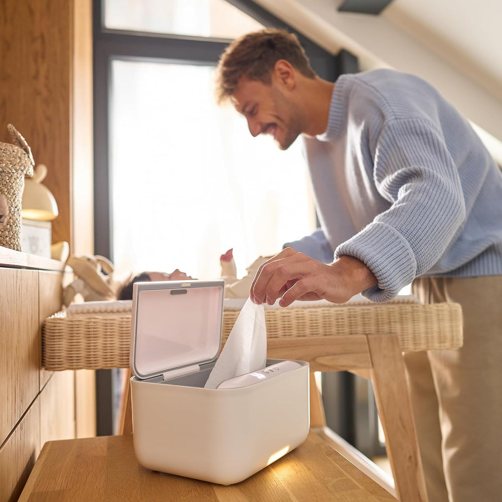 Lionelo BABYBLISS 20W Warmer for wet wipes and small towels, 20W for babies, built-in night light, 3 heat settings, touch panel, keeps the wipes moist