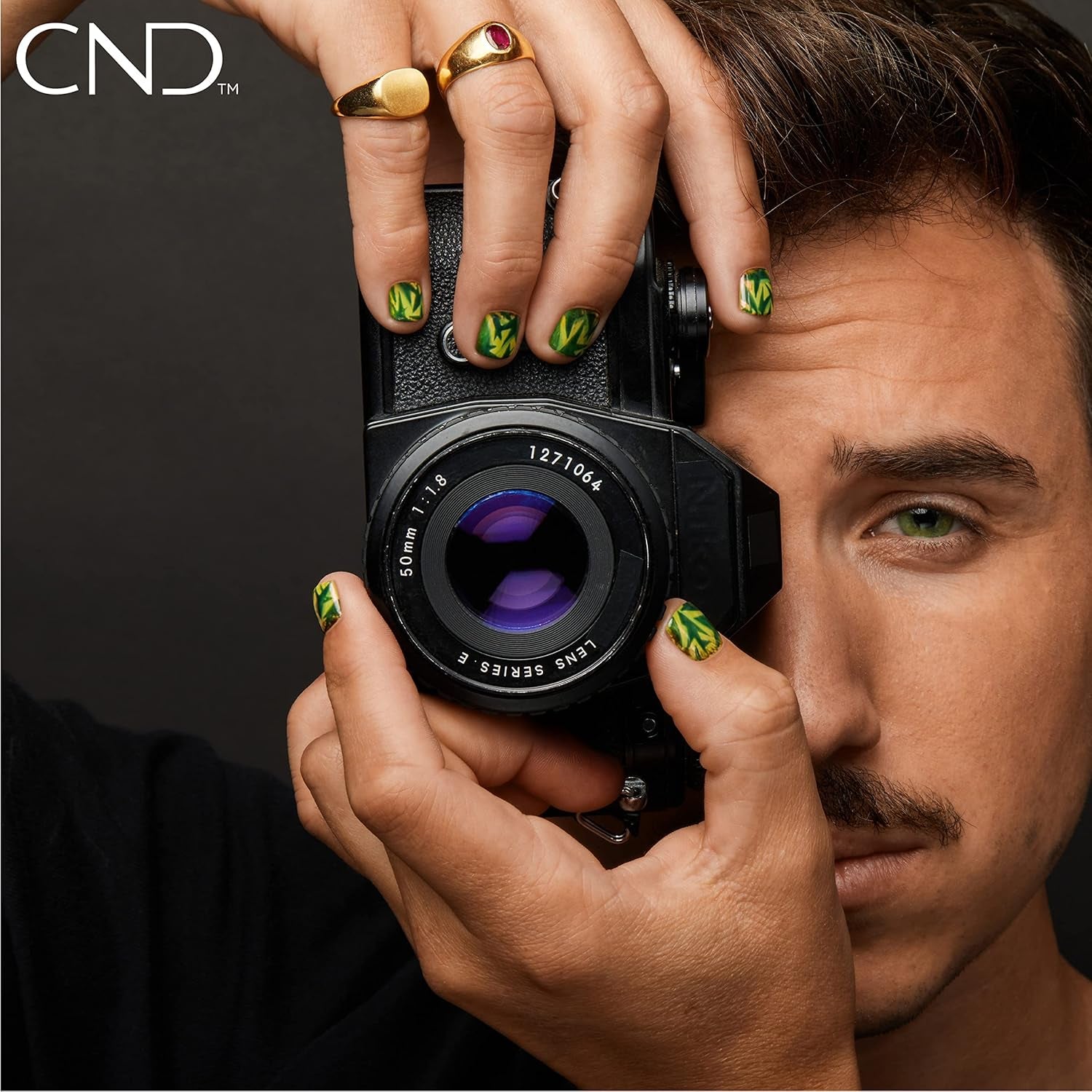 CND Vinylux - Long Lasting Nail Polish - Classic Nail Polish - Gilded Sage #433 15 ml