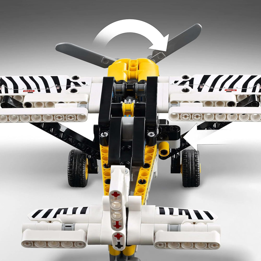 LEGO Technic Propeller Airplane Building Toy for Kids Gift for Boys and Girls 8 Years Old 4-Cylinder Piston Engine Rotating Propeller Airplane Model 42198 Building Sets Besuche den LEGO-Store