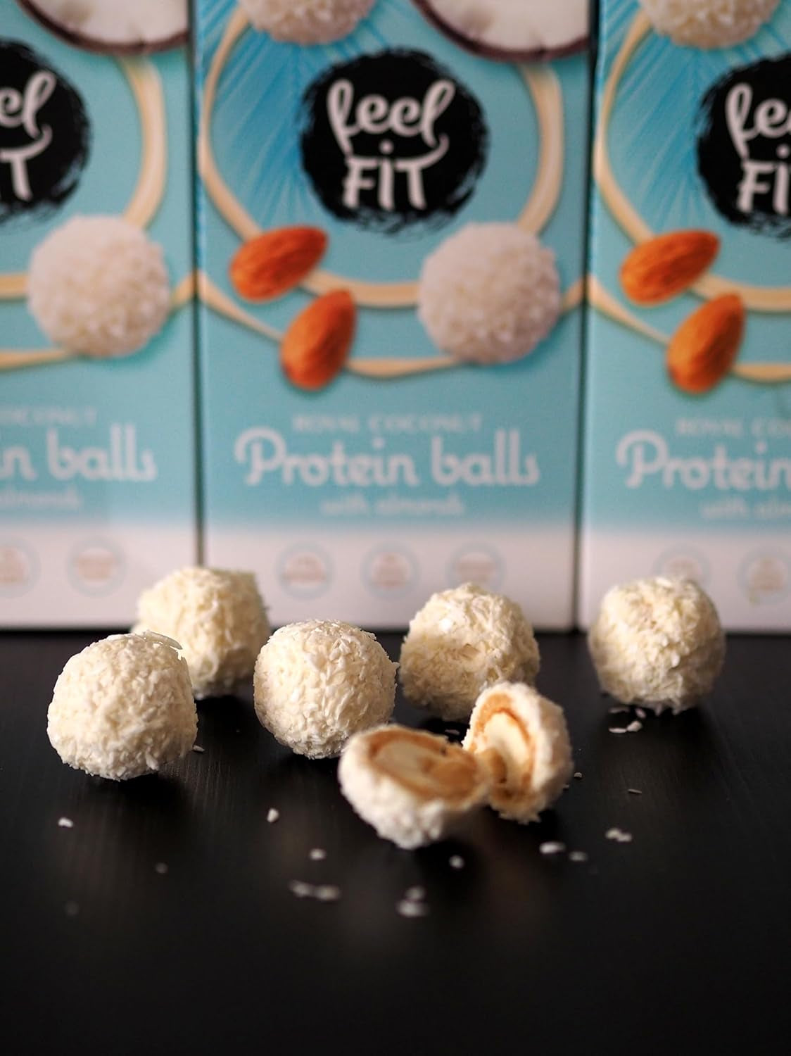 Sugar-free coconut pralines with almonds, feel FIT, no added sugar, 17% protein, 63 g