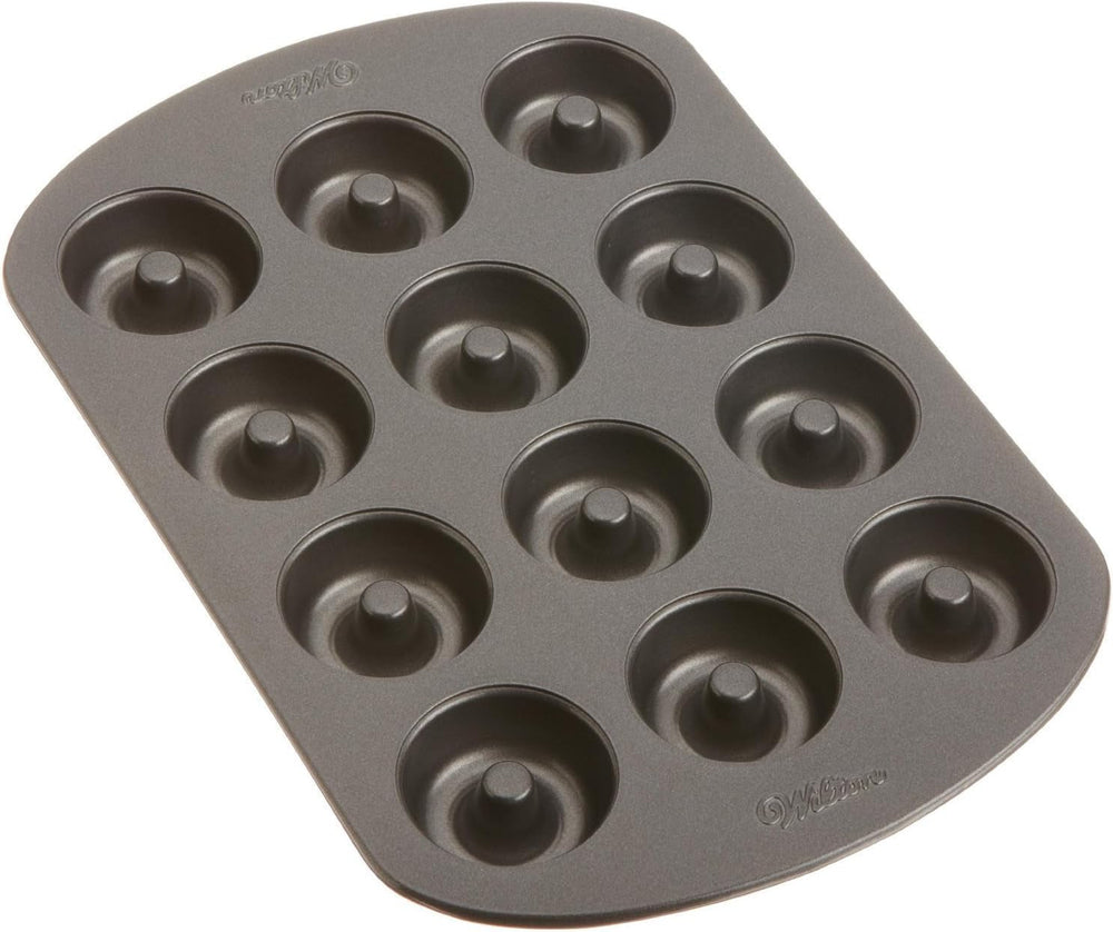 Wilton Donut-Backform Mit 12 Mulden Donutform, Hochwertige Donut Backform Mit Antihaftbeschichtung Für 12 Mini-Donuts, Spülmaschinenfest Molds and trays for baking Naty Shop Medium