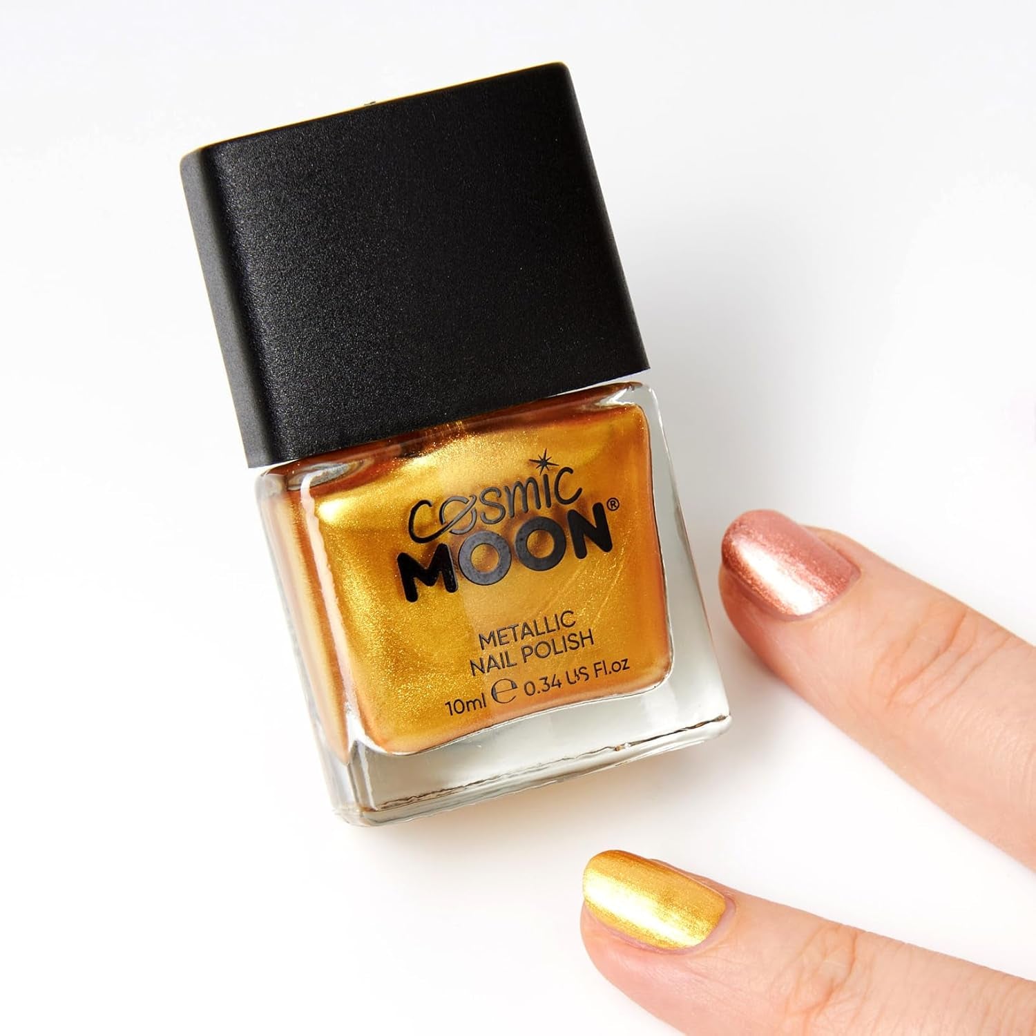 - Metallic nail polish - 10 ml - For fascinating metallic nails - Gold