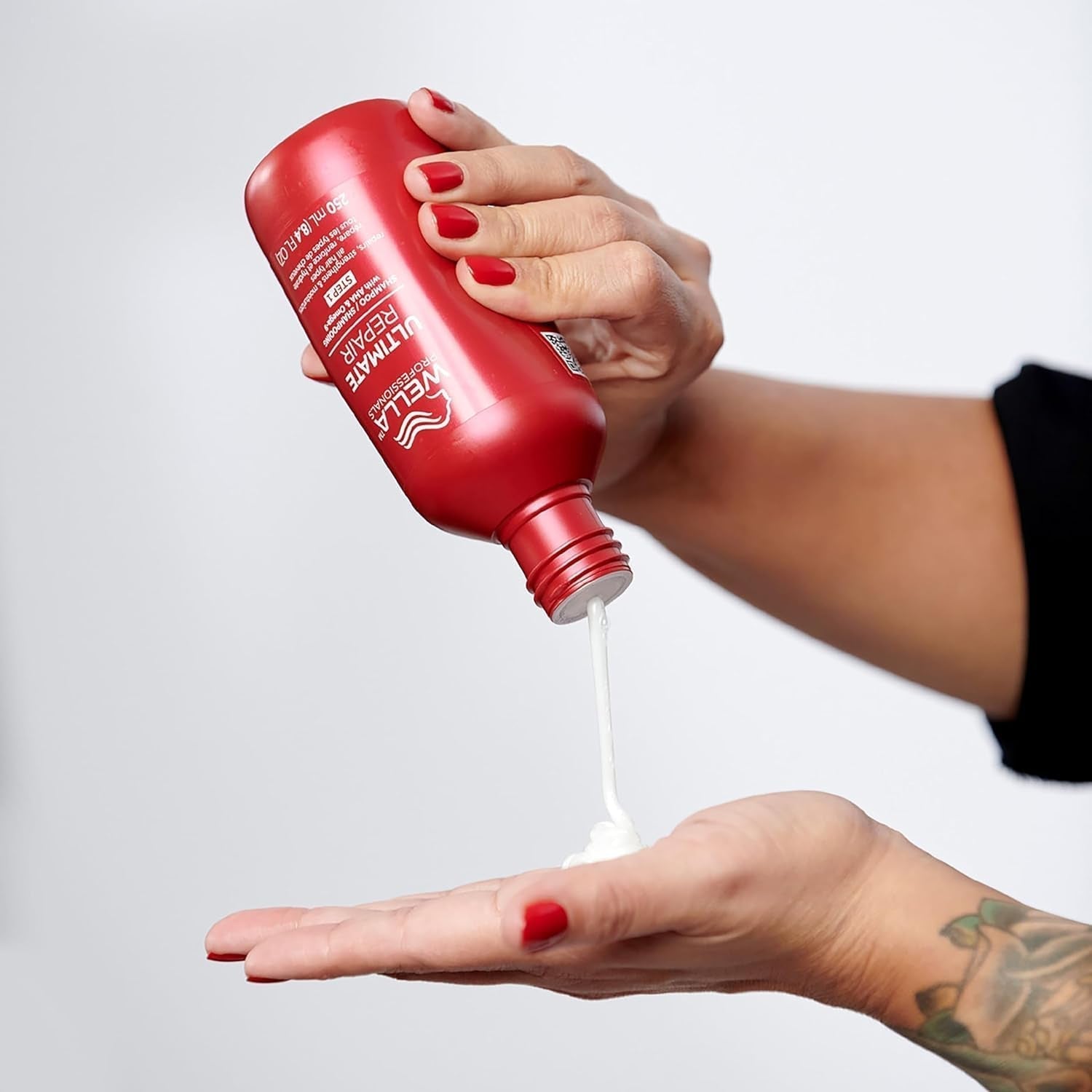 Wella Professionals Ultimate Repair Deep Cleansing Shampoo, 250ml Wella Shower and Bath