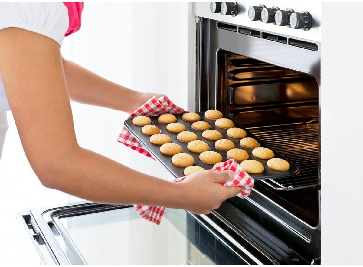 Zenker 6541 Black Metallic 24Er Mini-Muffinform – Antihaftbeschichte Für Perfekte Mini-Muffins, Ø 4.5 Cm, ​​Made in Germany Molds and baking trays Naty Shop