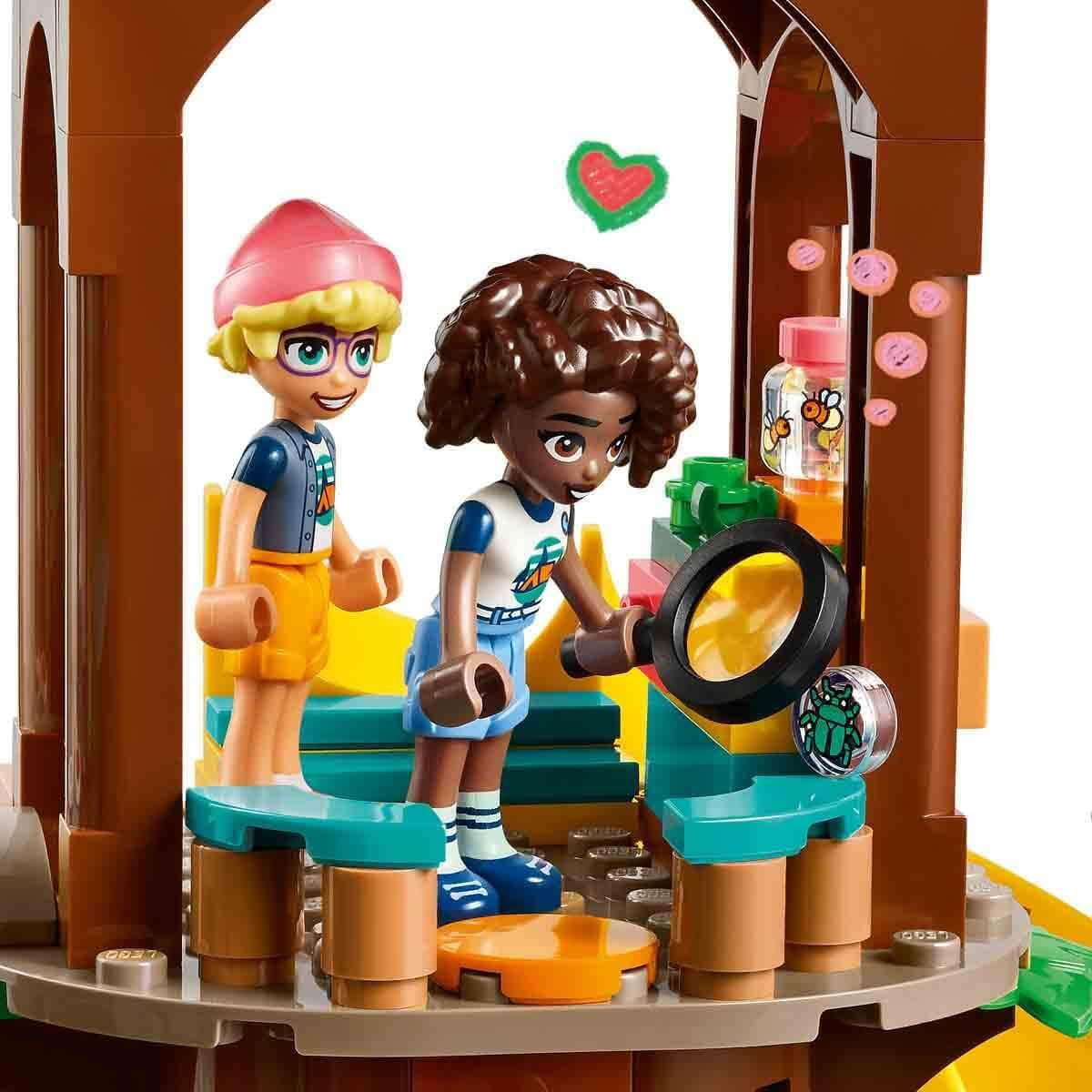LEGO Friends Tree House At Adventure Camp, Playset for Girls and Boys 8 Years Old with 5 Figures and 5 Animals, Gift Idea for Creative Games, Sports Toys, Doll House 42631 Building Sets Besuche den LEGO-Store