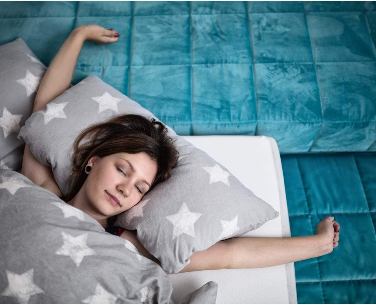 Pernă Genius, bumbac, eazzzy 40x80 cm - pernă ortopedică pentru somn odihnitor, fabricată din fibră de lapte cu aloe vera - potrivită pentru persoanele alergice, cu susținere, pernă de susținere a gâtului certificată Oeko-TEX, albă, A19202