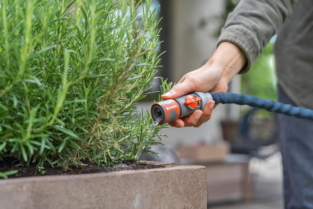 Furtun textil Gardena Liano Xtreme 1/2", set 10 metri + adaptor de interior