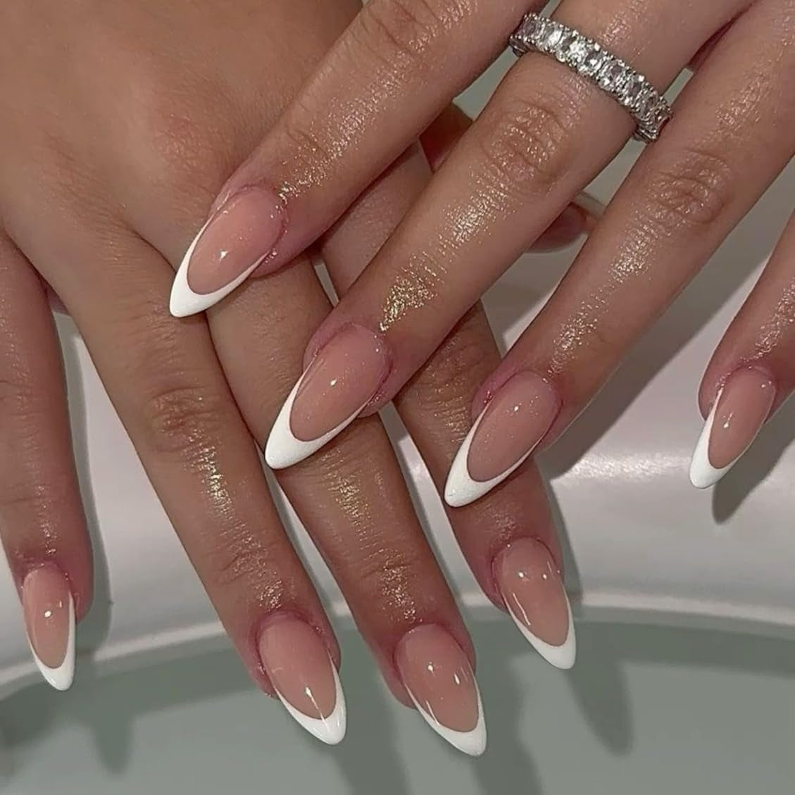 Unghii lungi cu vârf franțuzesc, aurii, cu sclipici, de lipit pe unghii lungi și pătrate, set unghii false cu vârf franțuzesc strălucitor, unghii artificiale pătrate pentru femei, 24 de bucăți