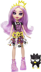 Mattel Hello Kitty GWW98 - Sanrio Badtz-Maru Figur und Jazzlyn Puppe (approx. 25.4 cm) mit Kleidung und Accessoires, langem lila Haar und trendy Outfit, tolles Geschenk für Kinder ab 3 Jahren