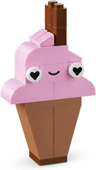 LEGO 11028 Classic Pastel Creative Building Set Brick Box, Construction Toy for Girls and Boys Ages 5+ With Models; ice cream, dinosaur, cat and more Building sets Besuche den LEGO-Store