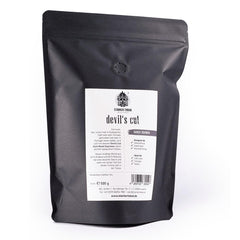 DEVIL'S CUT Espresso prăjit intens 500g, boabe întregi, 40% Arabica - 60% Robusta, proaspăt prăjit manual, aciditate subtilă - aromă puternică, ideal pentru Café Solo, Cortado, Galão, are gust de sărbătoare