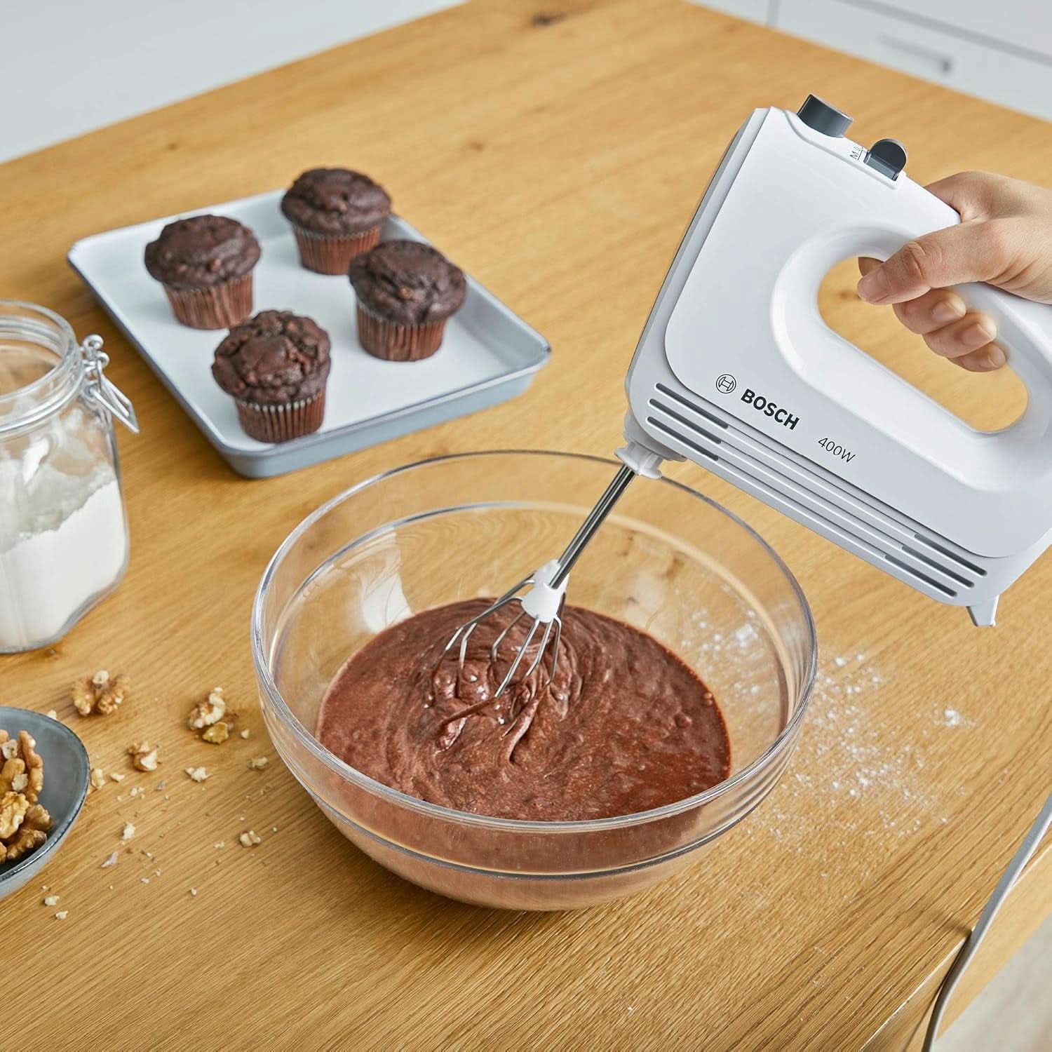 Bosch Hausgeräte Handrührer Clevermixx MFQ24200, 2 Rührbesen, 2 Spülmaschinengeeignet, 4 Stufen, Leicht, Leise, 400 W Weiß/Edelstahl Bucatarie Naty Shop