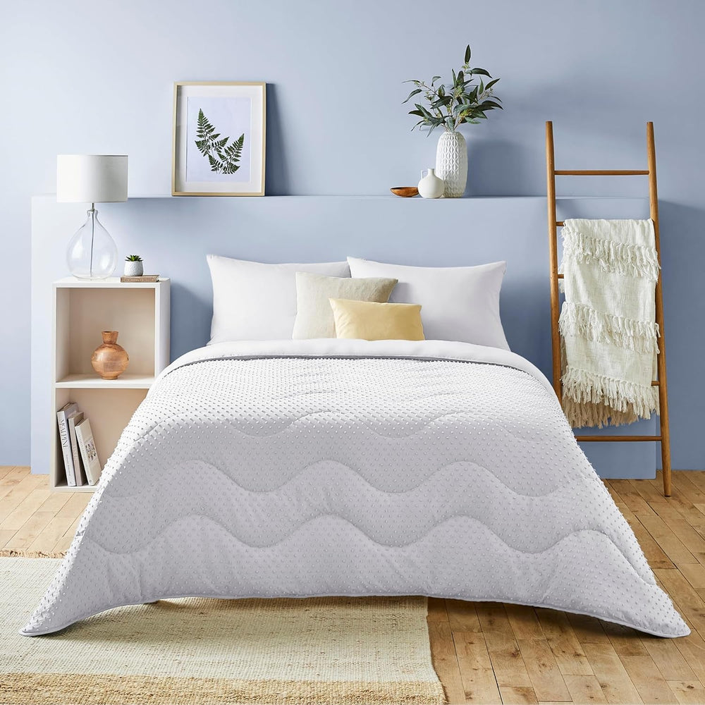 Night Lark Plapumă fără capac, 4.5 Tog, dimensiune rege, colecție Tufted Dot, lenjerie de pat de lux, hipoalergenic, lavabil la mașină, nisip cald Plapumi si pilote Naty Shop Alb Pat dublu
