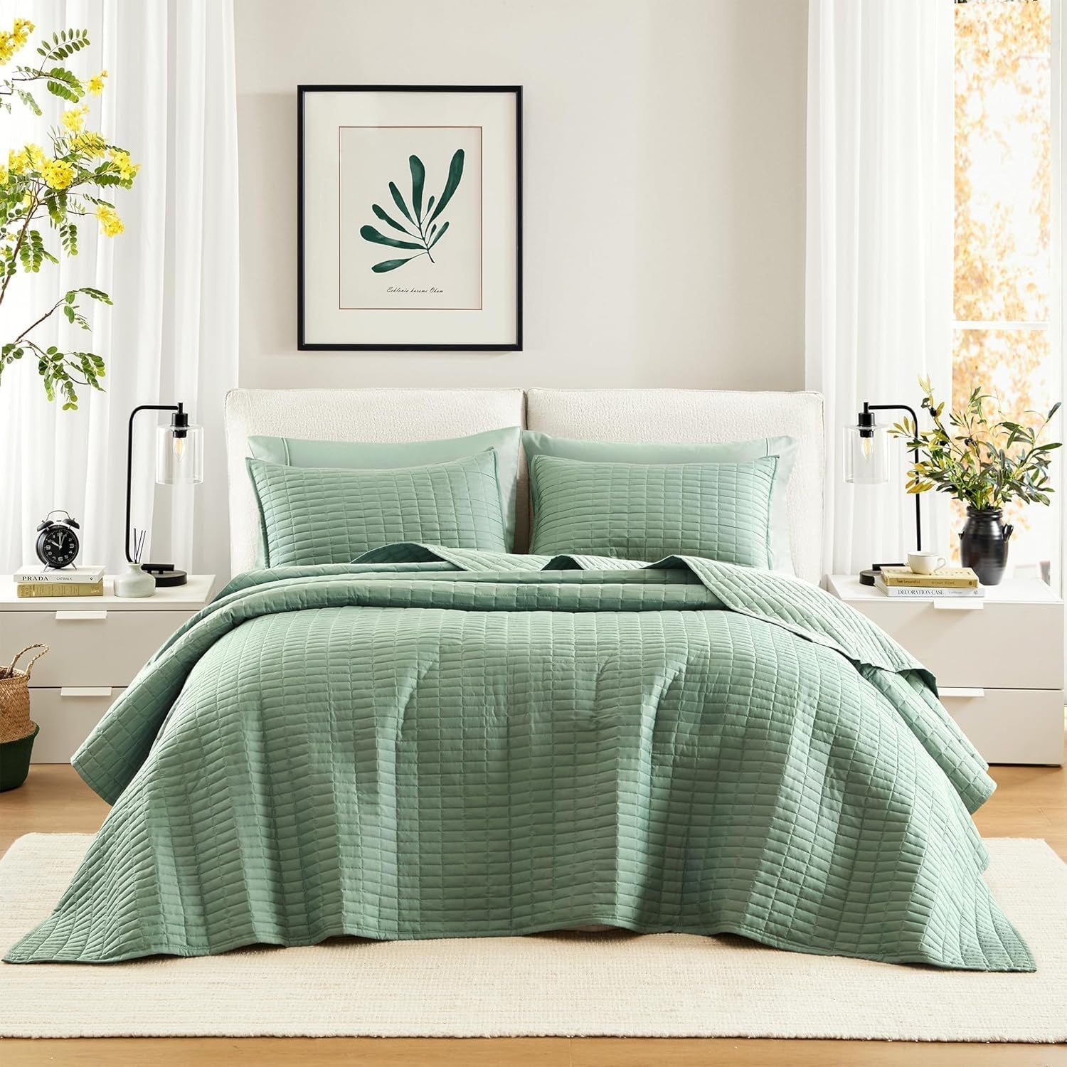 Comfort Spaces Kienna Quilt Set, Luxury Double Stitch Summer Blanket, Lightweight, Soft, Year Round Bedding, Matching Pillowcases, White, Blanket for King Size Beds (264.2 X 228.6 Cm), Naty Shop Quilts & Quilts Sage Gland Oversized Queen Bedspread (102"X118")