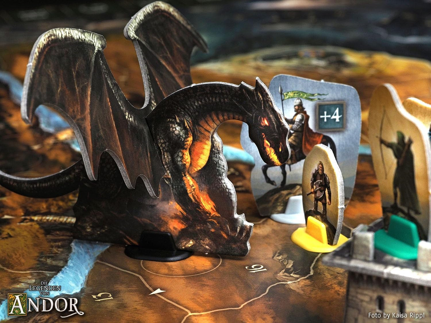 Kosmos 683122 Legends of Andor - Big Box, Base Game (Kennerspiel des Jahres 2013) and Additional Expansions, Fantasy Classic, Cooperative Fantasy Board Game, Ages 10+