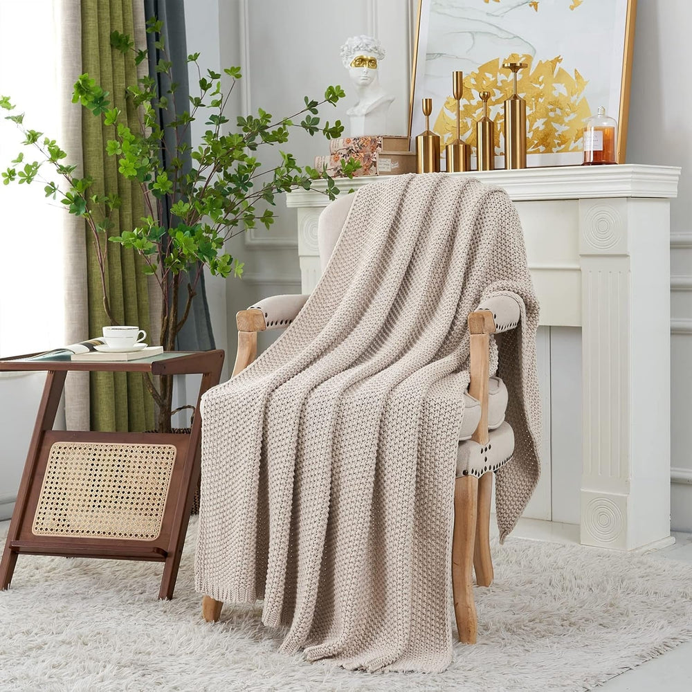 Chunky knit throw blanket, Lightweight, Beige, 100% organic cotton, Blanket for couch, sofa, bed, child, children's room, Rustic, Shabby chic, Modern farmhouse, 152.4 X 203.2 cm, Including laundry bag Beds and Blankets Longhui bedding
