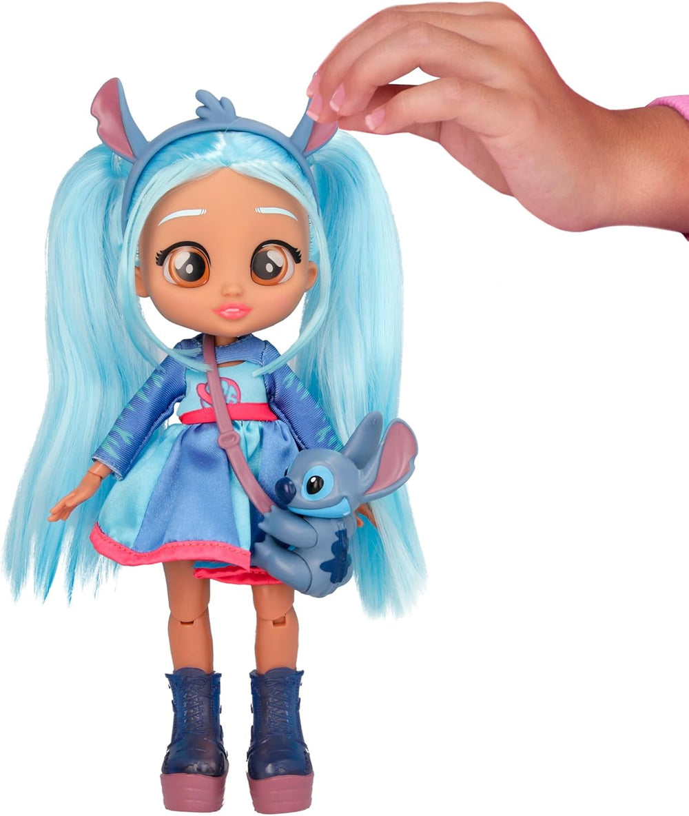 BFF by Cry Babies Disney Stitch, BFF Fashion Doll im Stitch-Outfit zum An- und Ausziehen, including Styling-Accessoires, Spielzeug und Geschenk für Kinder ab 3 Jahren