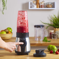 Blend&Go LM1B1D 300W Mixer, Smoothie-Mixer Mit 750 Ml Kunststoffkrug, Inclusive 750 Ml Tragbarer Flasche, 4 Abnehmbaren Klingen, Edelstahlobreflchen Mother and Child Naty Shop