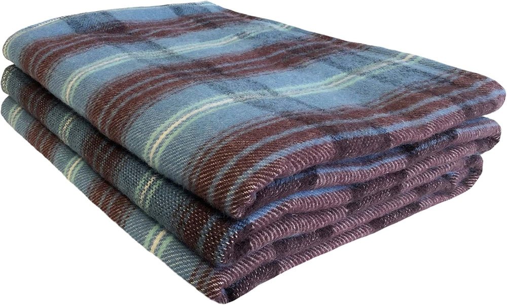 Poyet Motte blanket, wool, eggplant, 220 X 240 Cm Quilts and quilts Naty Shop