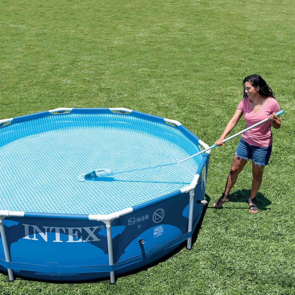 Intex ZR100 portable pool vacuum, dimensions: 37cm x 11cm x 19cm (28626)
