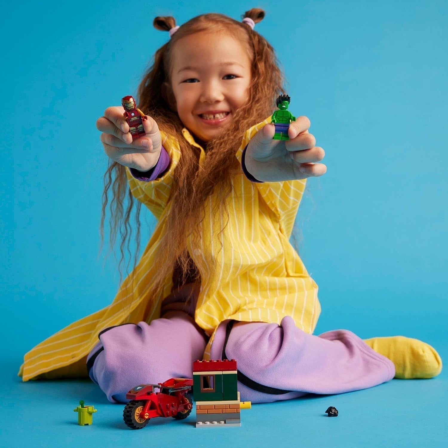 LEGO Marvel Iron Man with Bike and Hulk, Superhero Building Toy for Kids, Collection Set with Bike and Minifigures, Gift for Girls and Boys 4 Years Old 76287 Building Sets Besuche den LEGO-Store