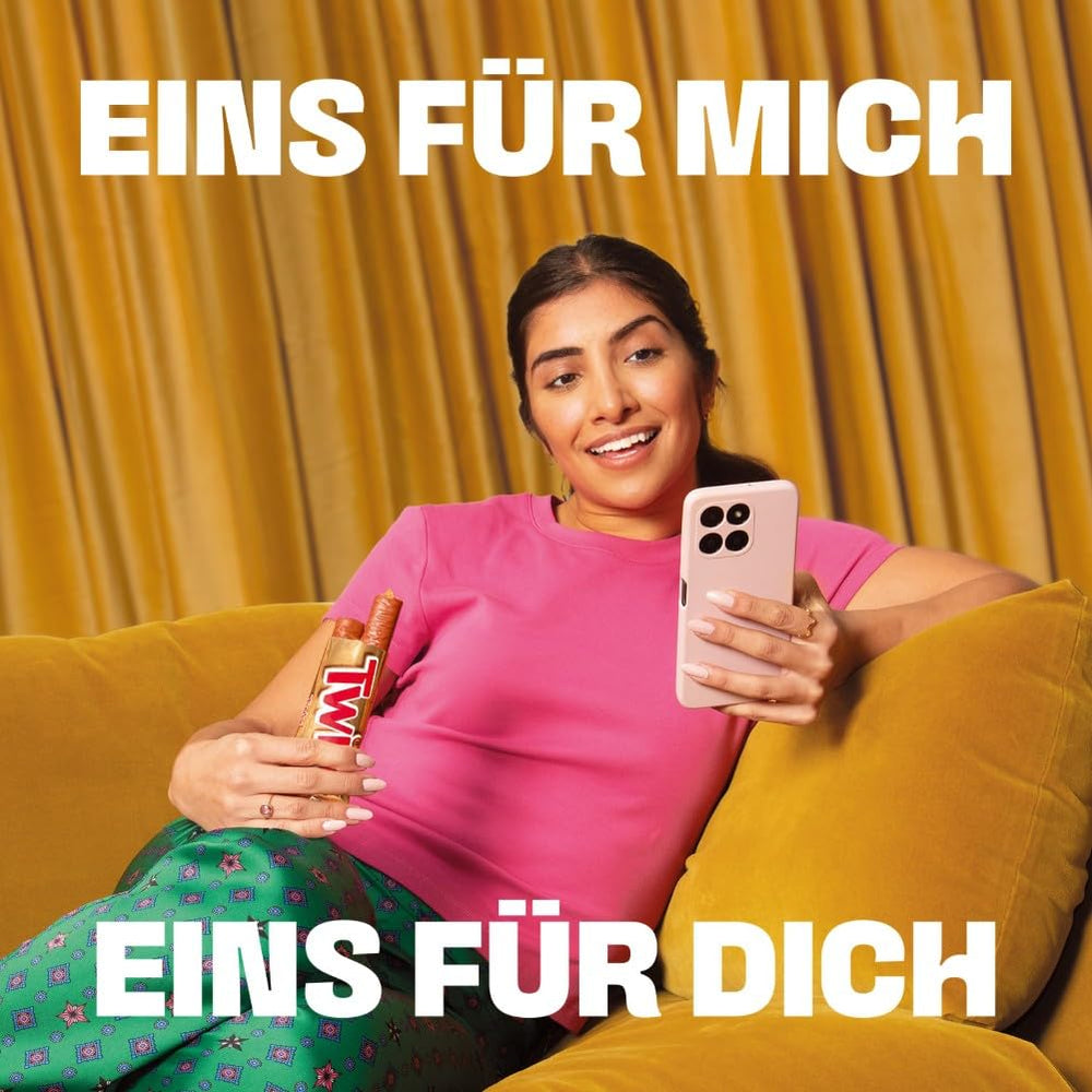 Twix Salted Caramel Chocolate Bars | Bulk pack of chocolate | 30 double bars (30 x 46g)