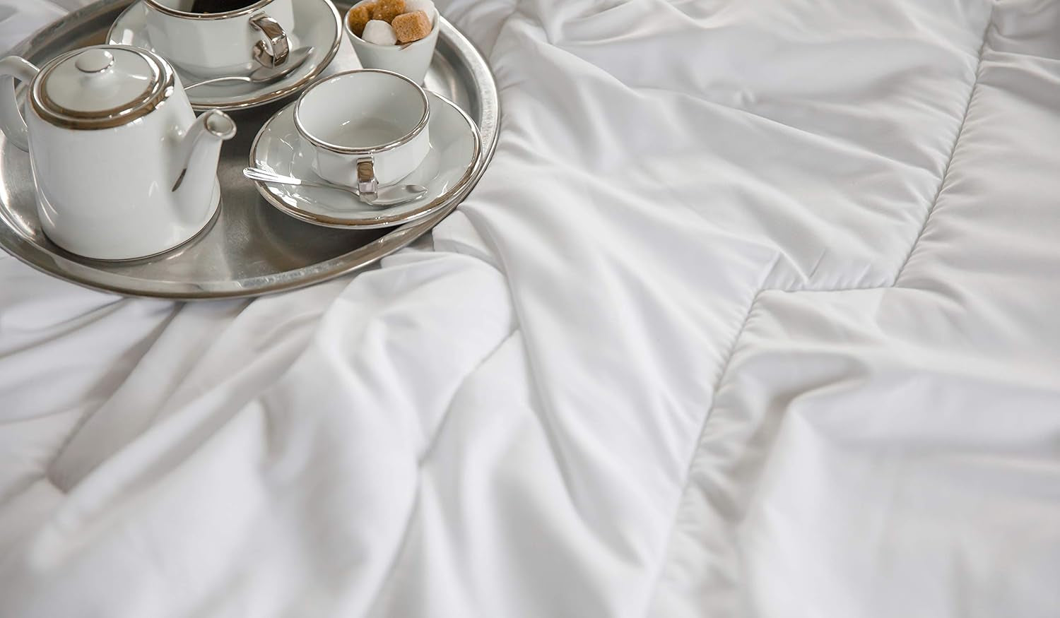 COLAS NORMAND - Quilt against mites and bacteria - Temperate - 280 X 240 Cm - Long-lasting effect - Perfect hygiene - Microfibre - Soft and comfortable - Washable Quilts and quilts Naty Shop