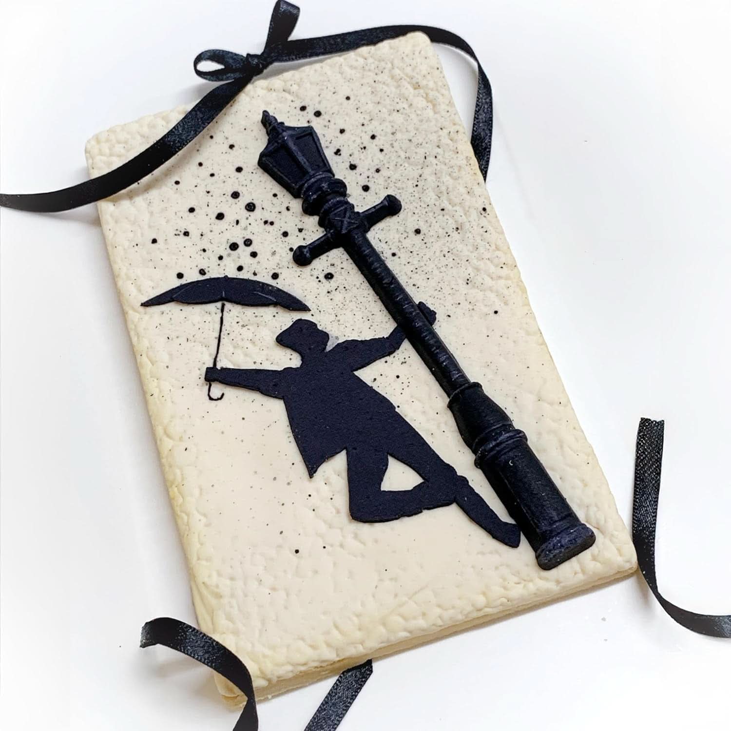 Katy Sue, Christmas Silicone Mold - Naty Shop Kitchen Lamp