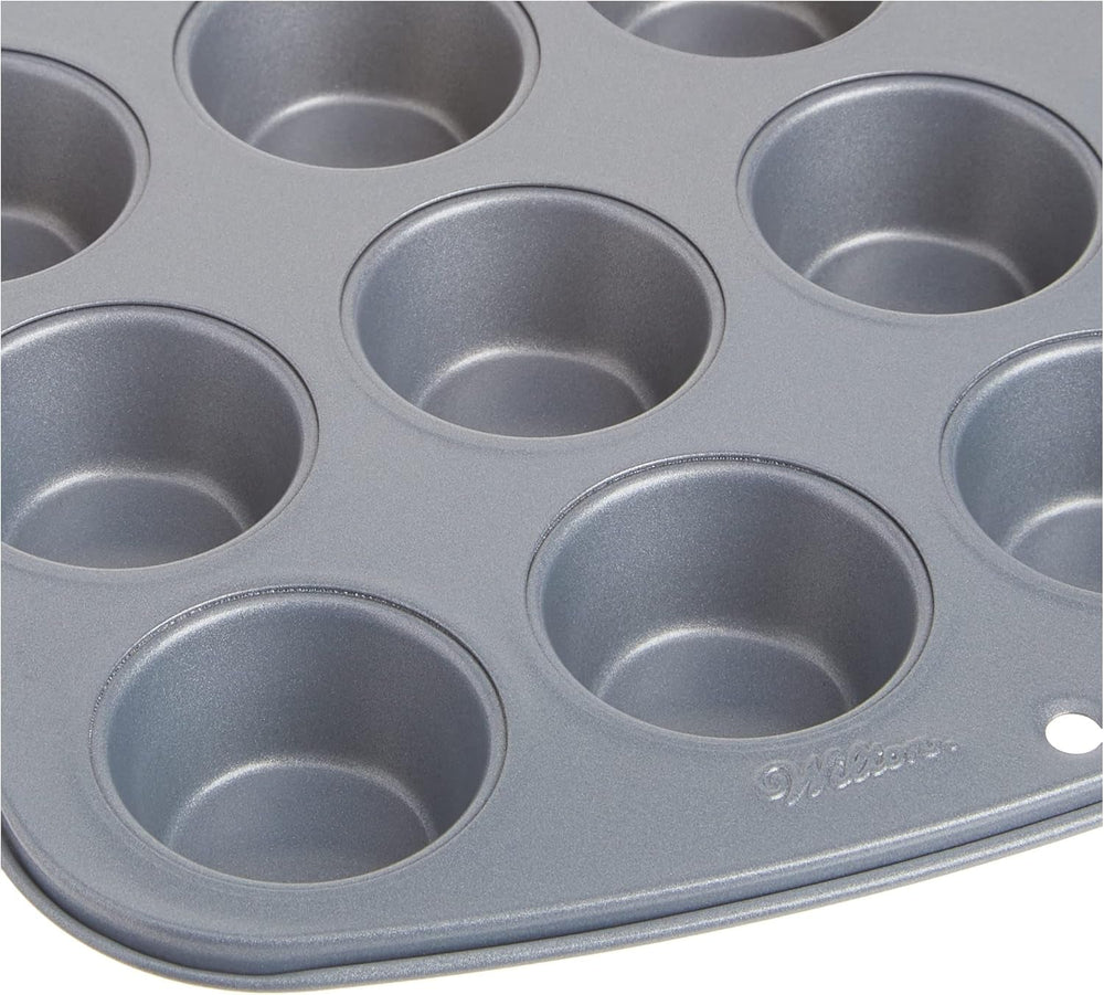 Wilton 24 Er Mini-Muffinbackform, Antihaftbeschichte, Silber Molds and baking trays Naty Shop