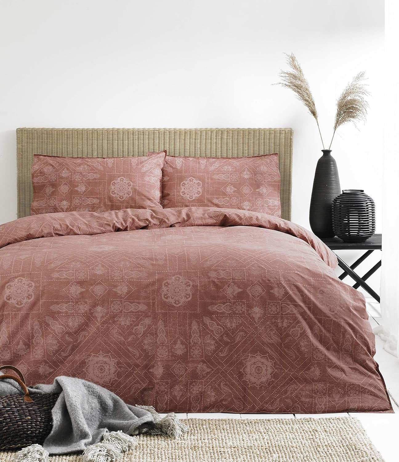 The Linen Yard Bohemian Duvet Cover Set, Red, 260 X 220Cm Duvets and quilts Naty Shop Red 260 X 220Cm