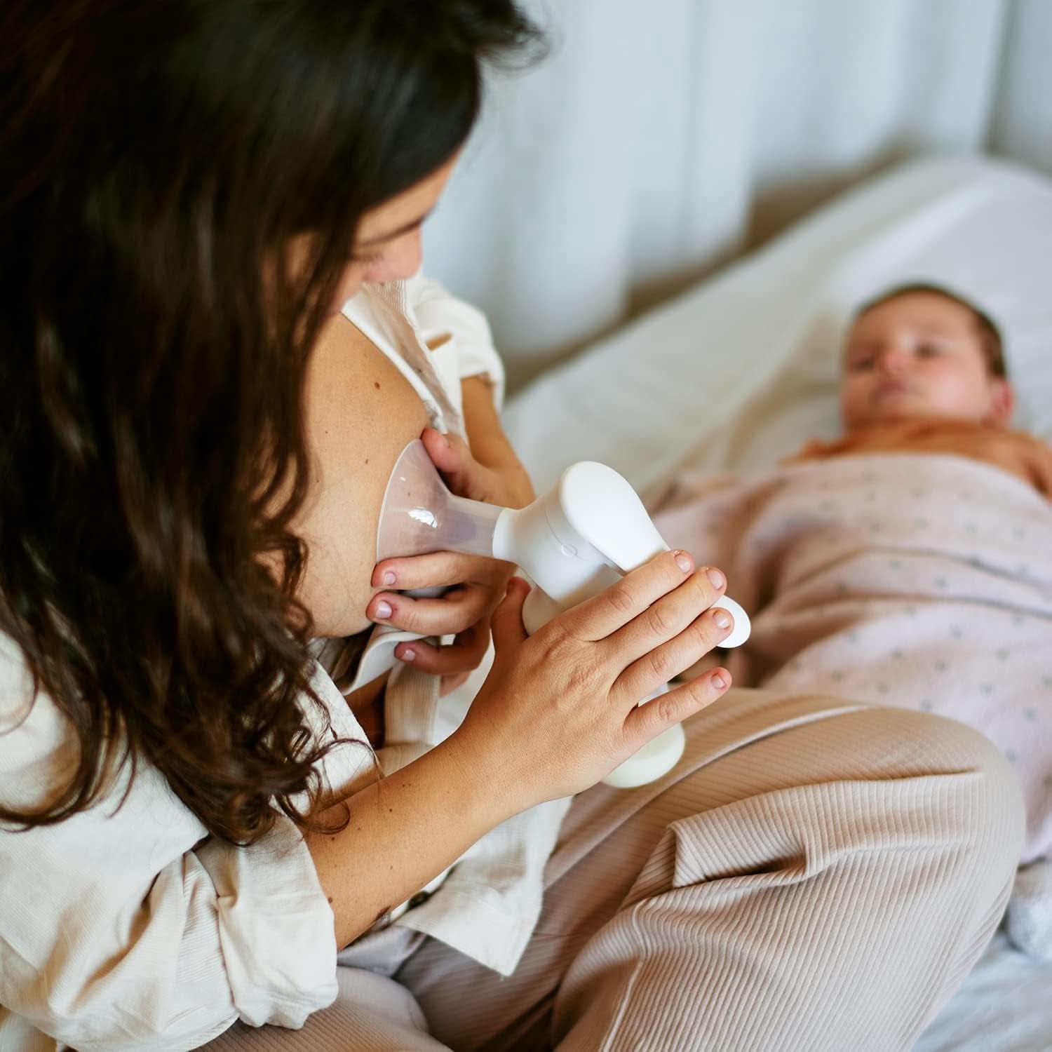 Suavinex, Maternal breast pump, 120 ml, with adjustable flow Food and Breastfeeding Accessories Bebe Naty Shop