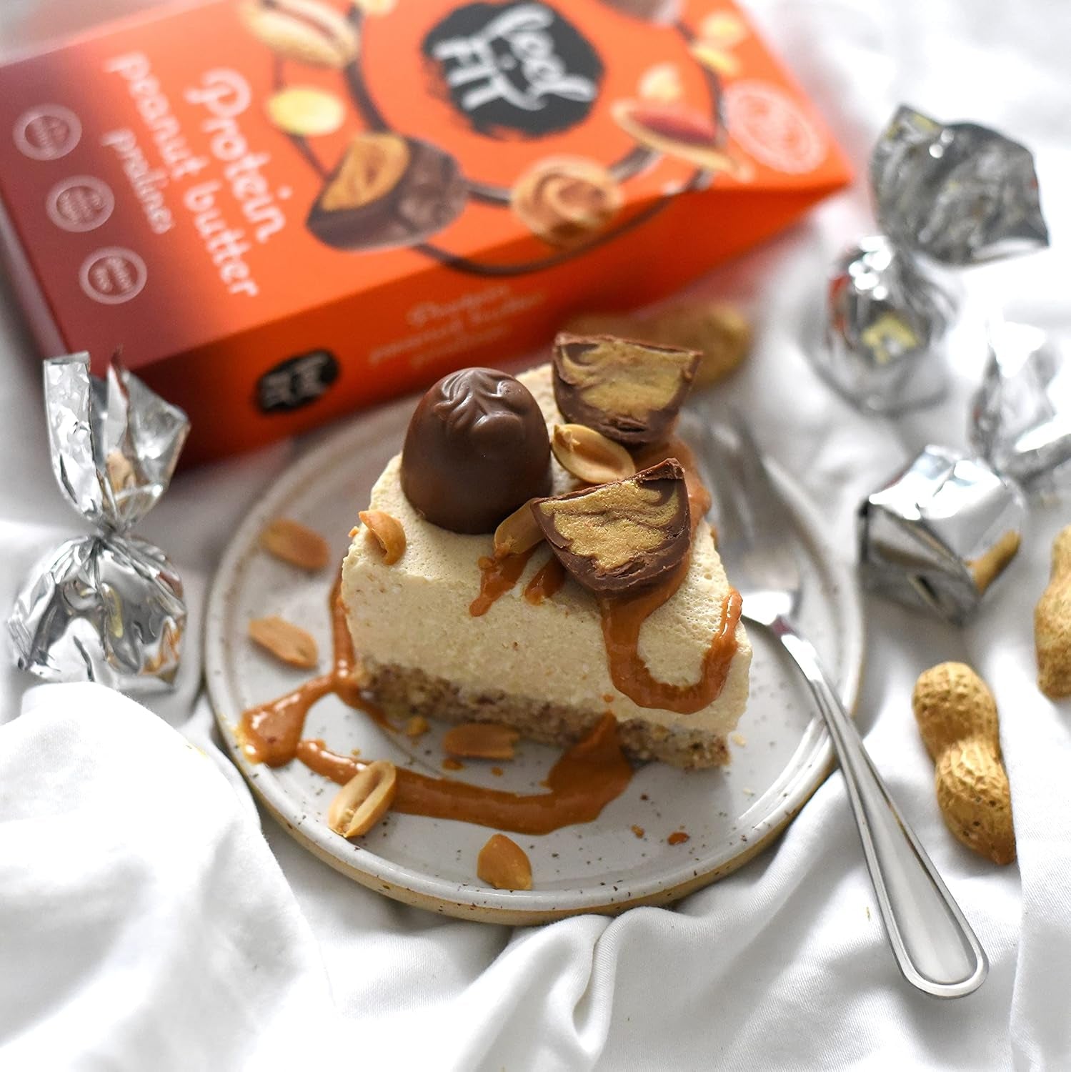 Feel FIT Peanut Butter Protein Pralines in High Quality Milk Chocolate, No Added Sugar, 17% Protein, Gluten Free 66g (1 Pack)