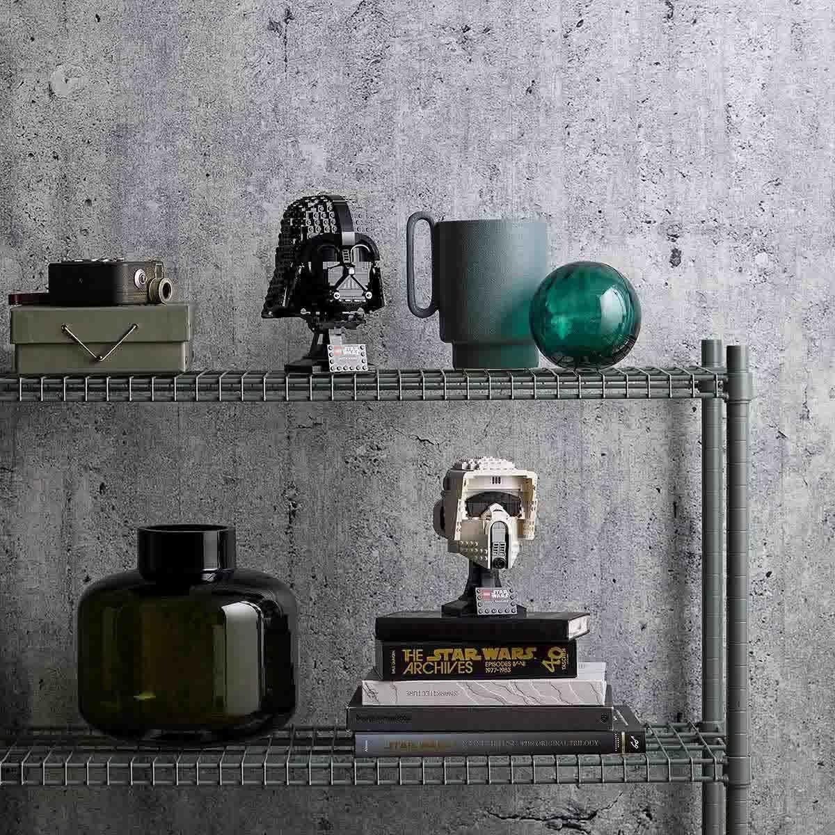 LEGO Star Wars Darth Vader Helmet Building Set for Adults, Gift Idea for Men, Women, Him or Her, Collection Model to Build and Display 75304 Building Sets Besuche den LEGO-Store